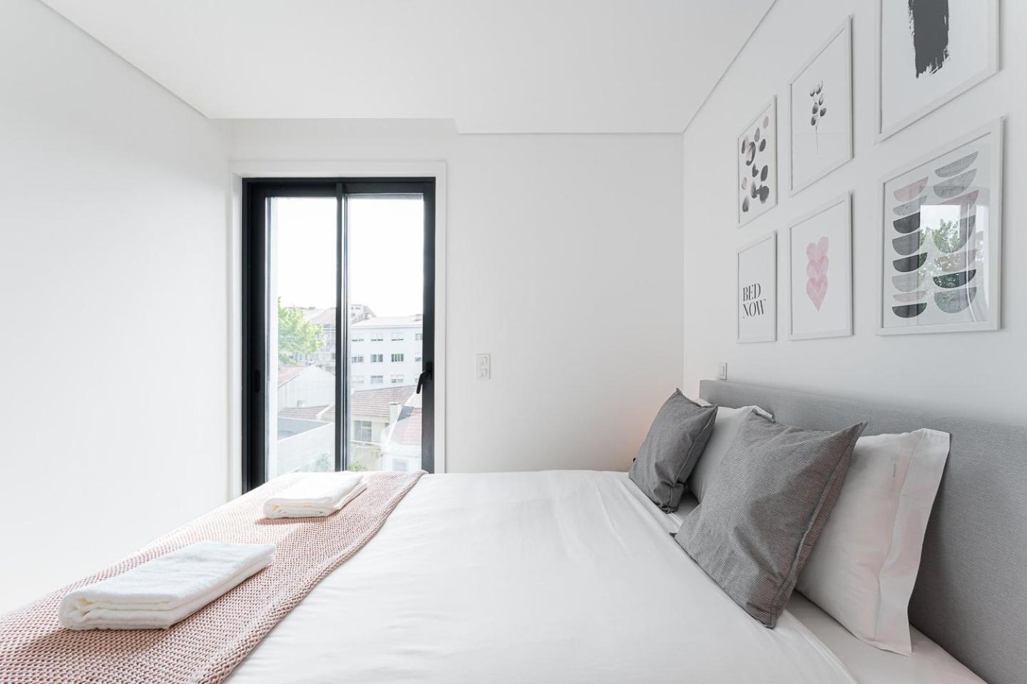 Guestready - Poet'S Modern Retreat Apartment Porto Exterior photo